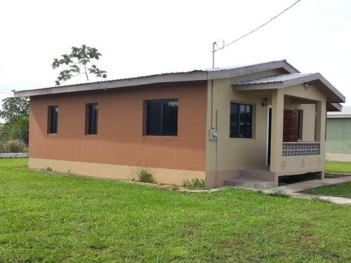 Relaxing Private Villa in Hattieville, Belize, Burrell Boom, Belize