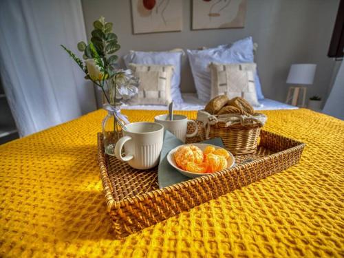 Appartement Domi Caraibes confortable avec une piscine chauffee et securisee par un filet, une citer in Lamentin