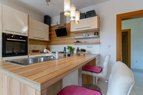  Magic holiday Apartment in Bale