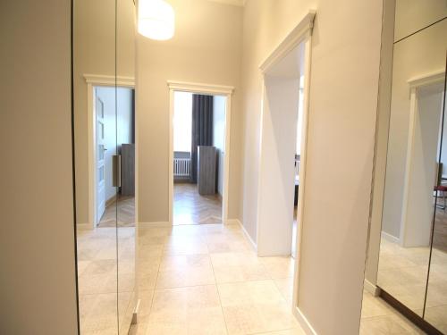 Happy ESTATE Apartments - Rynek, Wrocław (photo 6)
