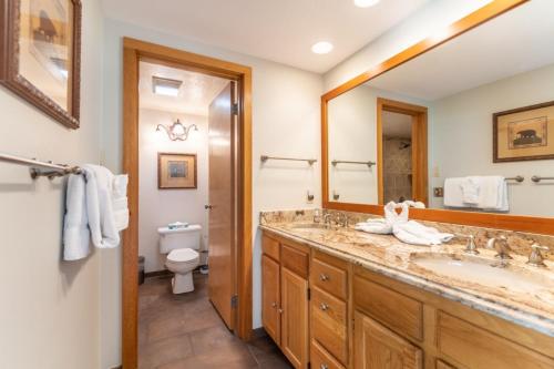 Pines by Summit County Mountain Retreats