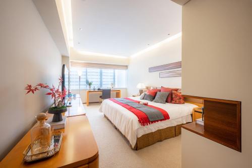 Shanghai Centre Serviced Apartment Shanghai Centre Serviced Apartment