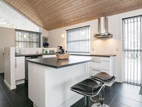 Holiday home Blokhus XLIX - image 2