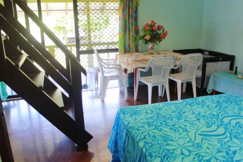 Létesítmények, Ginas Garden Lodges, Aitutaki - 4 self contained lodges in a beautiful garden in Arutanga