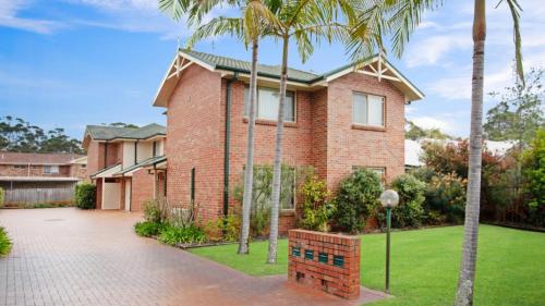 Facilities, 1 - 4 Bowral St Hawks Nest in Hawks Nest