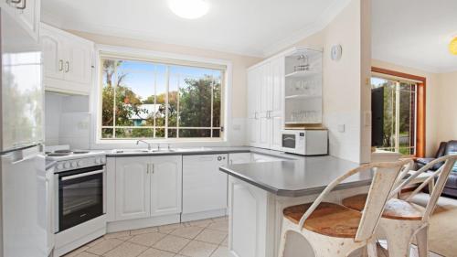 Facilities, 1 - 4 Bowral St Hawks Nest in Hawks Nest