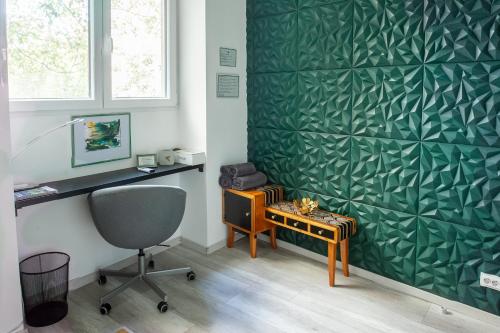 On the Castle Hill, near Chain Bridge, Будапешт (фото 5)