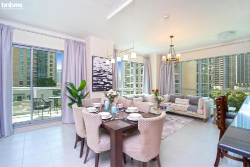 bnbmehomes | The Residence Tower-6 | 2B in DT-501 - image 6