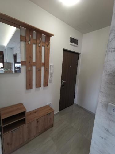 One-Bedroom Apartment image 5