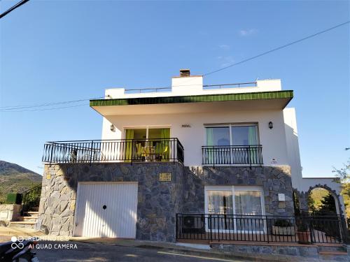  Villa Marval, Pension in Llança