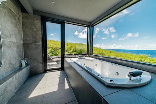 주변 환경, Castello do mare カステロディマーレ (Castello do mare カステロディマーレ) in 아라구스쿠 해변