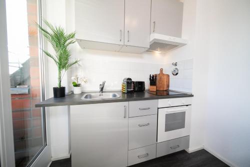 Studio WHITE - Central - Balcony - Fair - Kitchen, Neuss (zdjęcie 10)