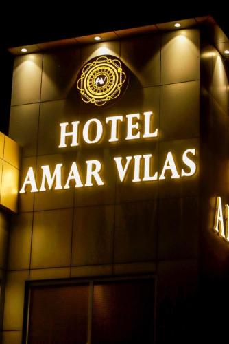 Hotel Amar Vilas & Resort