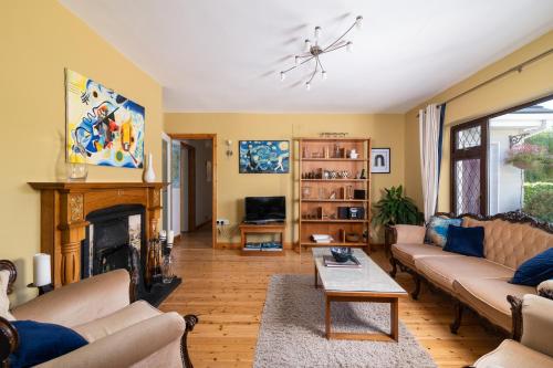 Общ салон/телевизионна зона, Ely House B&B in Shannonbridge