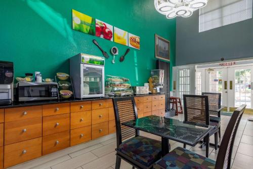 Quality Inn Covington - image 9