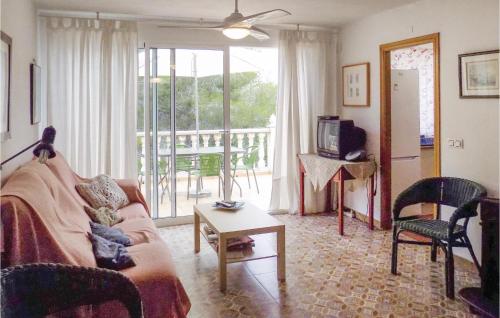  Nice home in Turis with 3 Bedrooms, WiFi and Outdoor swimming pool in Turís