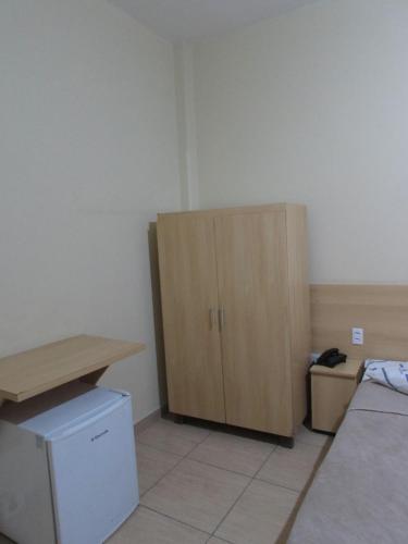 Budget Double Room image 6