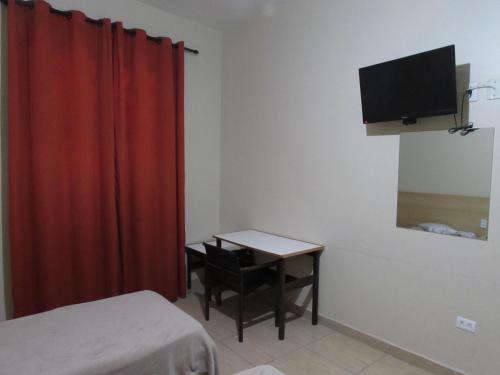 Budget Double Room image 2