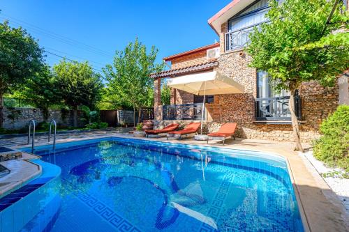 Villa Sarnıç-Fethiye Kayaköyde Havuzu Korunaklı - image 10