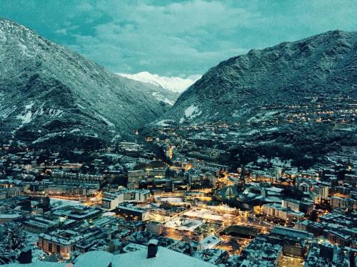 Noa Apartment En el corazón de los Pirineos (Noa Apartment En el corazon de los Pirineos) in Adrall