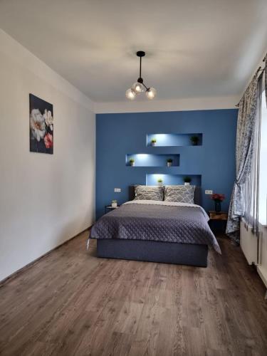 Cēsu mājas Rīgas ielā (Cesu majas Rigas iela) in Cesis