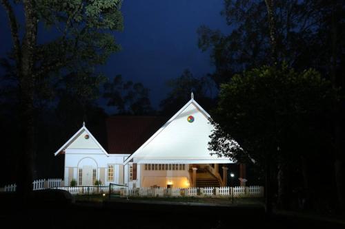 Munnar, Chinnakkanal, 3 Bedroom resort-MastersFarm