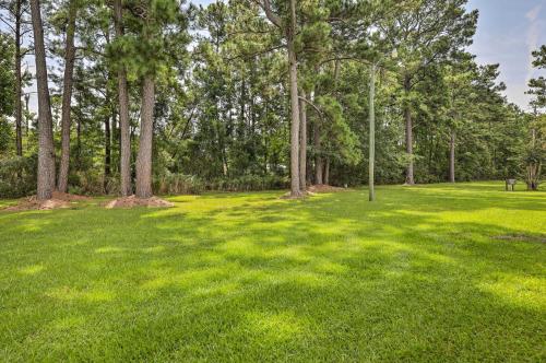 Swansboro Coastal Home Less Than 3 Mi to State Park! Swansboro Coastal Home Less Than 3 Mi to State Park!