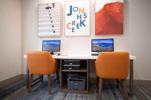 Holiday Inn Express and Suites Atlanta-Johns Creek, an IHG Hotel