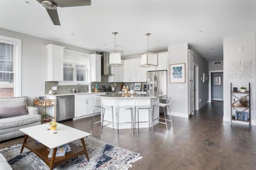 Park 401 Downtown Luxury in the Heart of Traverse City in Traverse City, USA