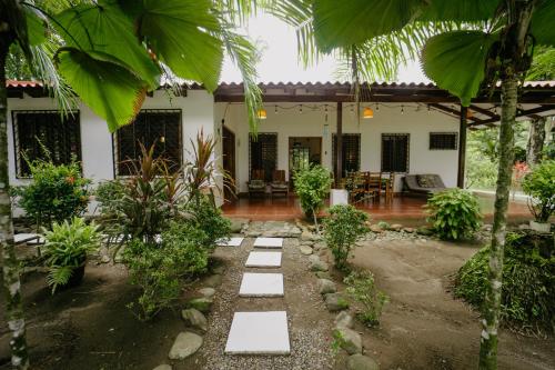 Dreamy Contentment Dreamy Contentment