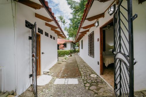 Dreamy Contentment Dreamy Contentment