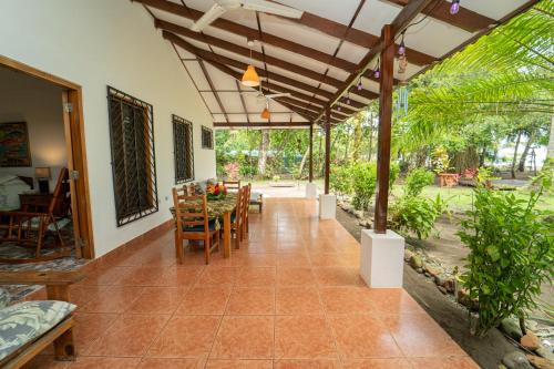 Dreamy Contentment Dreamy Contentment