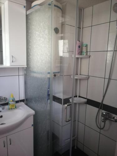 Duša, Vikendica Lep pogled in Rtanj