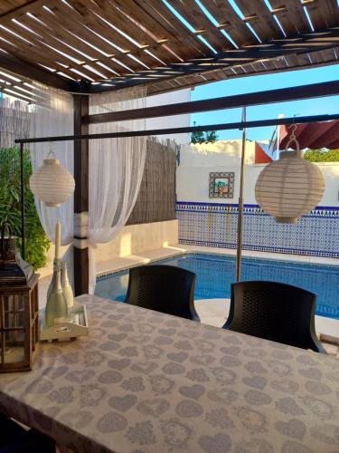 Casa Los Granainos in Olivares