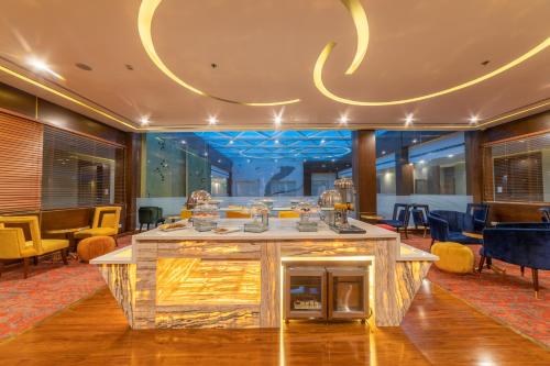 Bar/ Salón, Best Western Premier Islamabad in Islamabad
