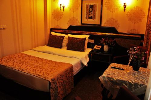 Standard Single Room image 5