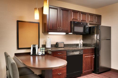 Holiday Inn Express Hotel & Suites Butte