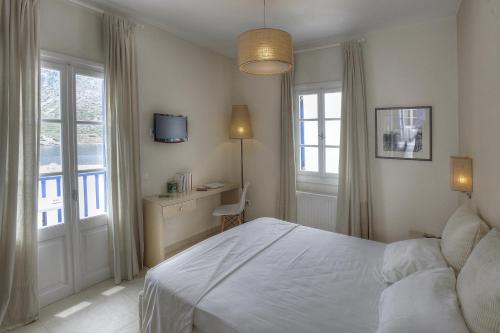 2 twin beds