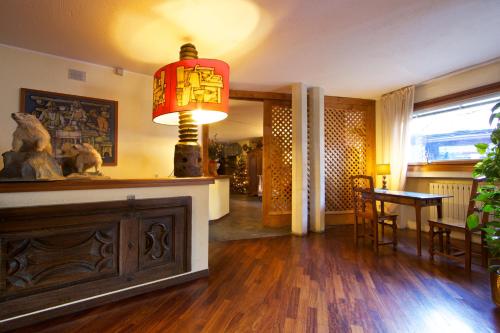 Lobby, Hotel Dolonne in Courmayeur