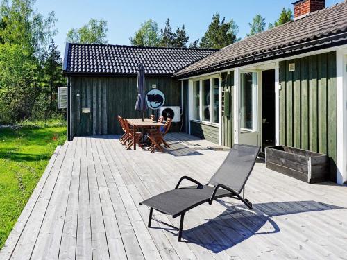 Holiday home GRÄSÖ II - image 3