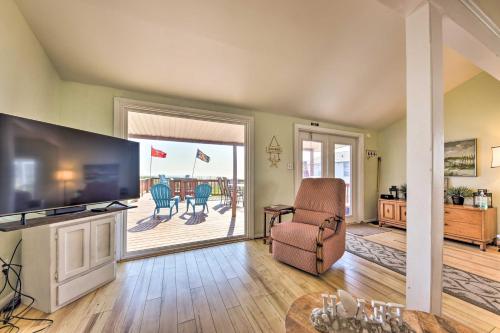 Amelia Island Oceanfront Cottage with Deck and Grill! - image 11