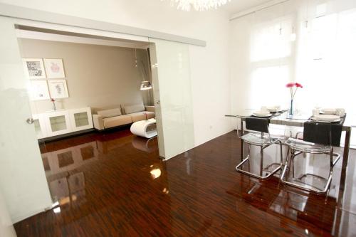 Central Sauna & Loft Apartments - image 5