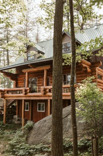 Wood House Muskoka
