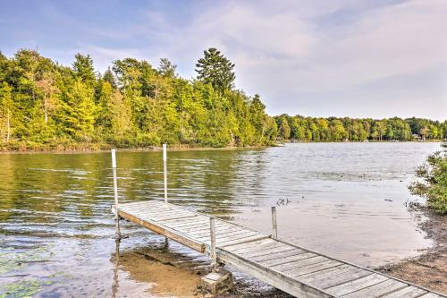 Secluded Bass Lake Cabin 9 Mi to Traverse City! - image 21
