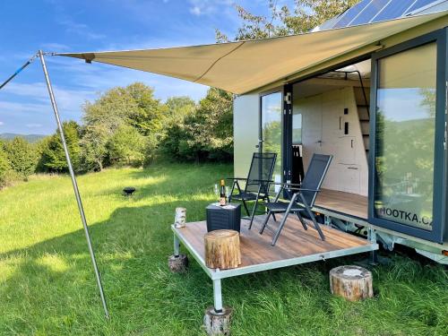 Viesnīcas āriene, Wonderful Tiny house Hootka with fabulous view near Semily in Slapy