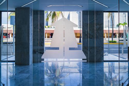 Hawaii Hotel Veracruz – Veracruz, CA