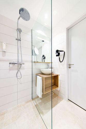 elaya hotel goeppingen - 화장실