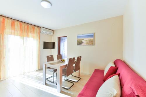 Apartments by the sea Bibinje Zadar - 5786 - image 2