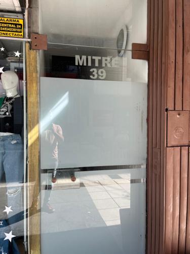 Hermoso departamento sobre la peatonal estacionamiento incluido