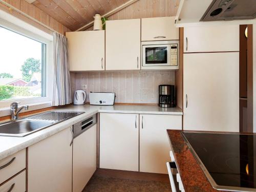 Facilities, 6 person holiday home in GROEMITZ in Lenste